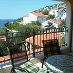 Apartman In With Seaview, Terrace, Wifi *