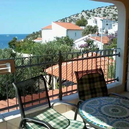 Appartement In With Seaview, Terrace, Wifi *