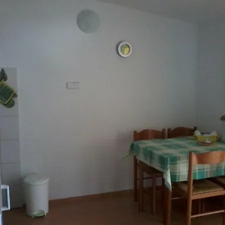 아파트 In With Seaview, Terrace, Wifi Ražanj