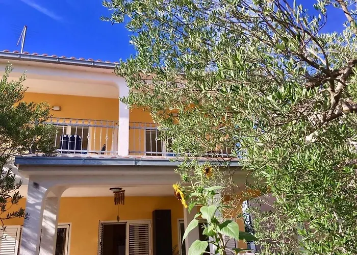 In With Seaview, Terrace, Wifi *