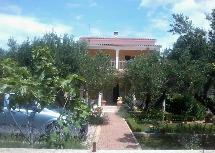 דירה In With Seaview, Terrace, Wifi *